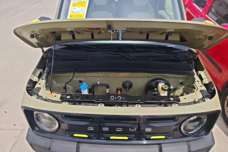 Used Geely Galaxy Panda 2025 210km Panda Rider Engine Bay