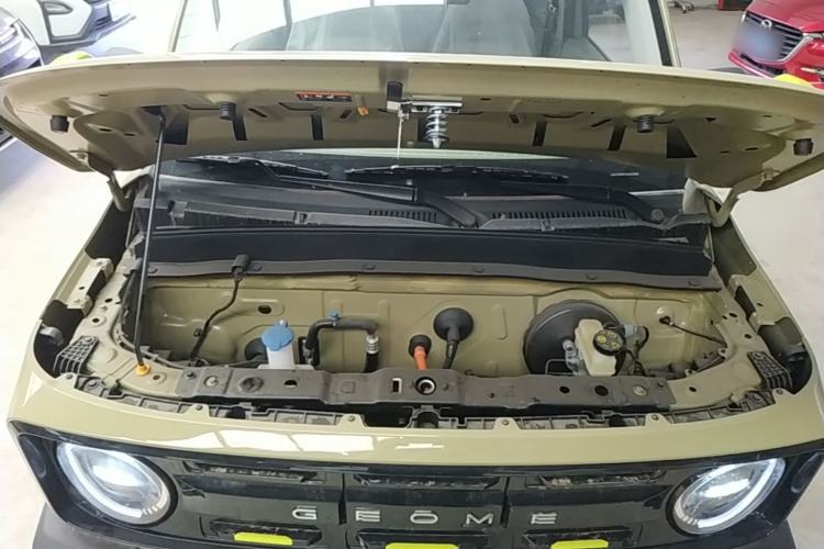 Used Geely Galaxy Panda 2025 210km Panda Rider Engine Bay
