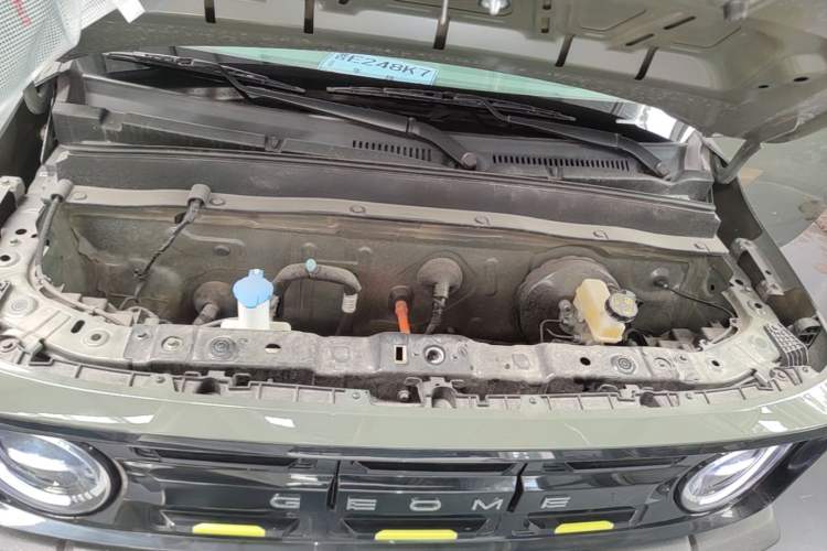 Used Geely Galaxy Panda 2025 210km Panda Rider Engine Bay