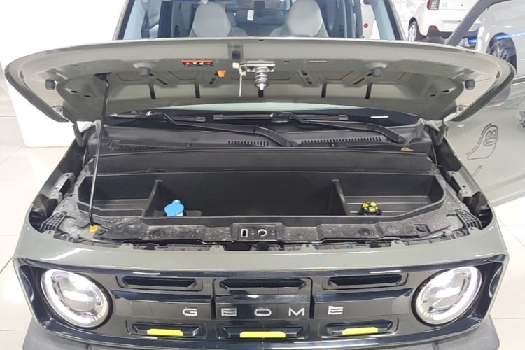 Used Geely Galaxy Panda 2025 210km Panda Rider Engine Bay