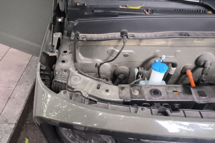 Used Geely Galaxy Panda 2025 210km Panda Rider Engine Bay Right