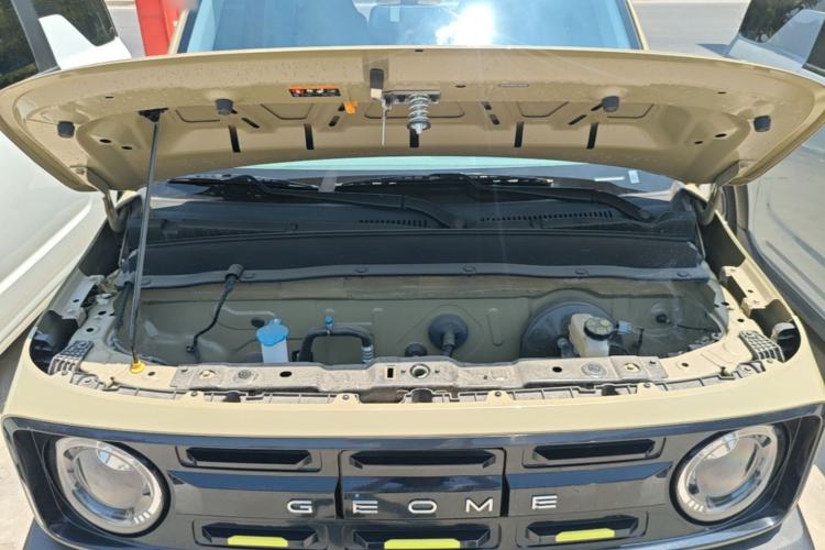 Used Geely Galaxy Panda 2025 210km Panda Rider Engine Bay