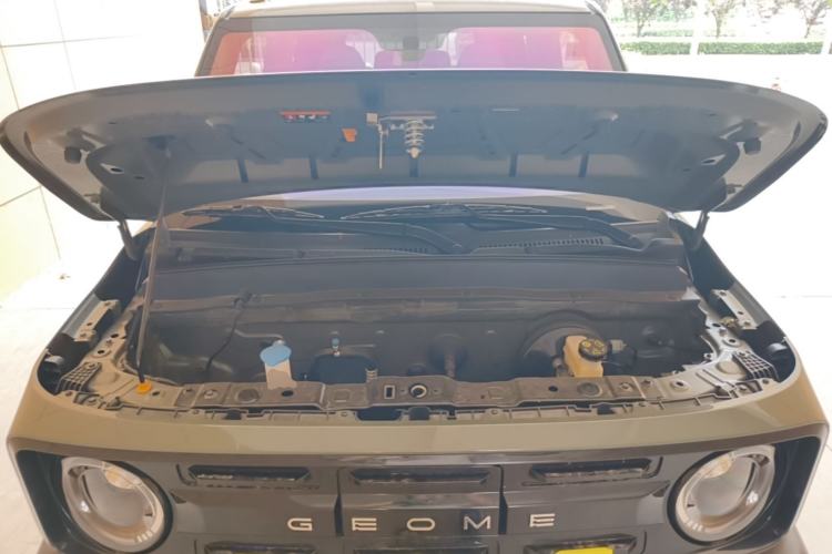 Used Geely Galaxy Panda 2025 210km Panda Rider Engine Bay