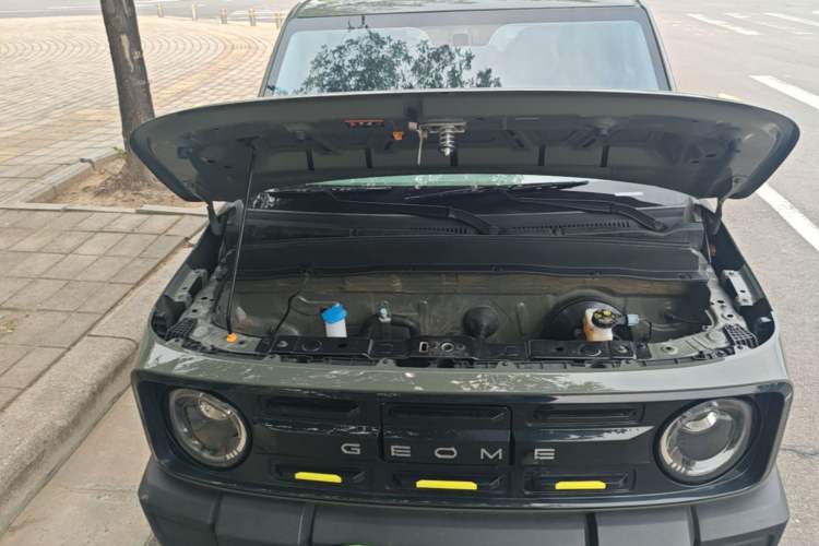 Used Geely Galaxy Panda 2025 210km Panda Rider Engine Bay