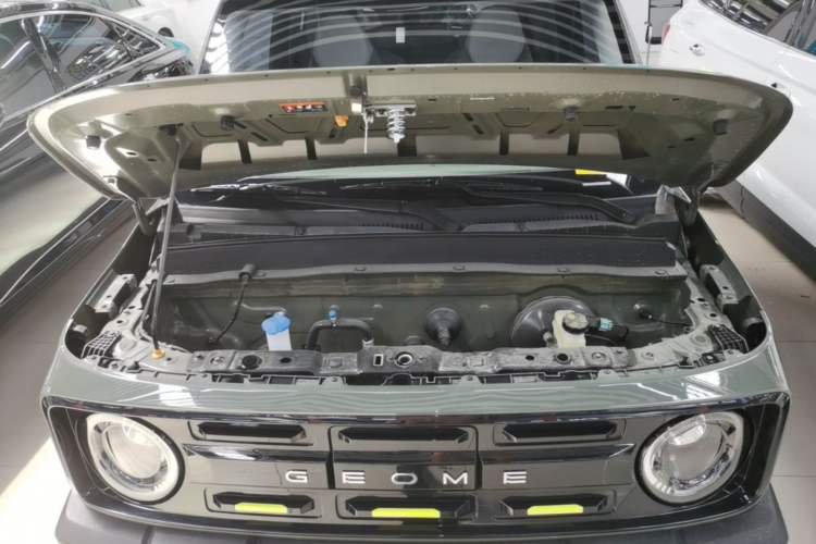 Used Geely Galaxy Panda 2025 210km Panda Rider Engine Bay