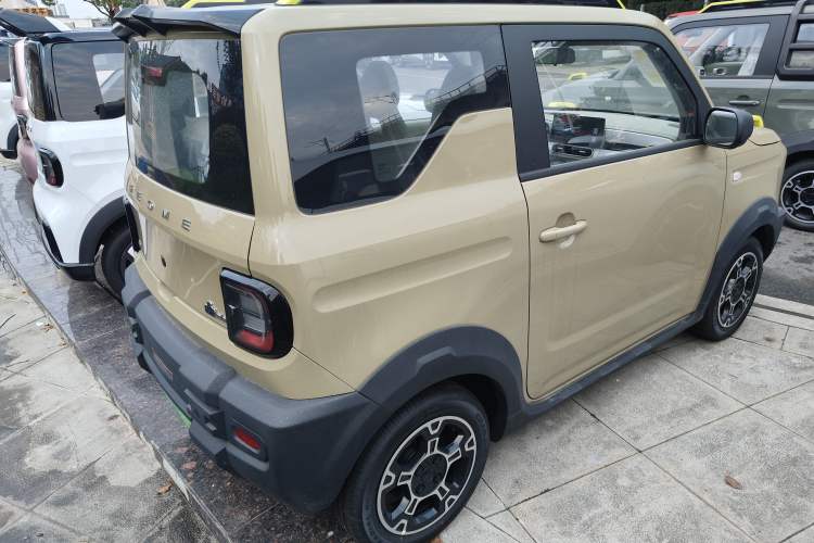 Used Geely Galaxy Panda 2025 210km Panda Rider Exterior 3