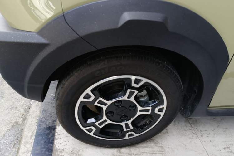 Used Geely Galaxy Panda 2025 210km Panda Kart Exterior 4