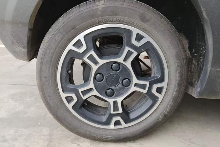 Used Geely Galaxy Panda 2025 210km Panda Rider Exterior 5