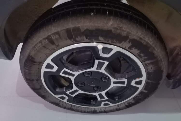 Used Geely Galaxy Panda 2025 210km Panda Rider Exterior 5