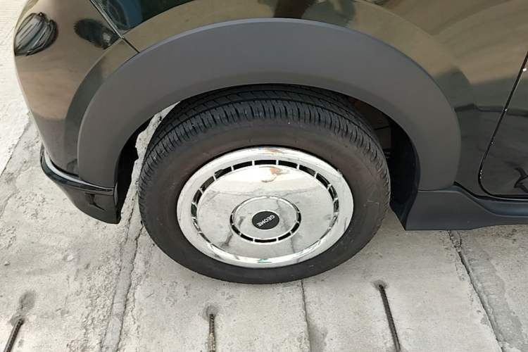 Used Geely Galaxy Panda 2025 210km Panda Kart Exterior 5