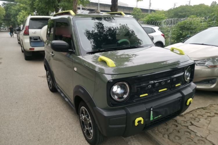 Used Geely Galaxy Panda 2025 210km Panda Rider Front Right 45 Deg