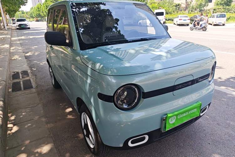 Used Geely Galaxy Panda 2025 210 km – Yuanqi Bear Front Right 45 Deg
