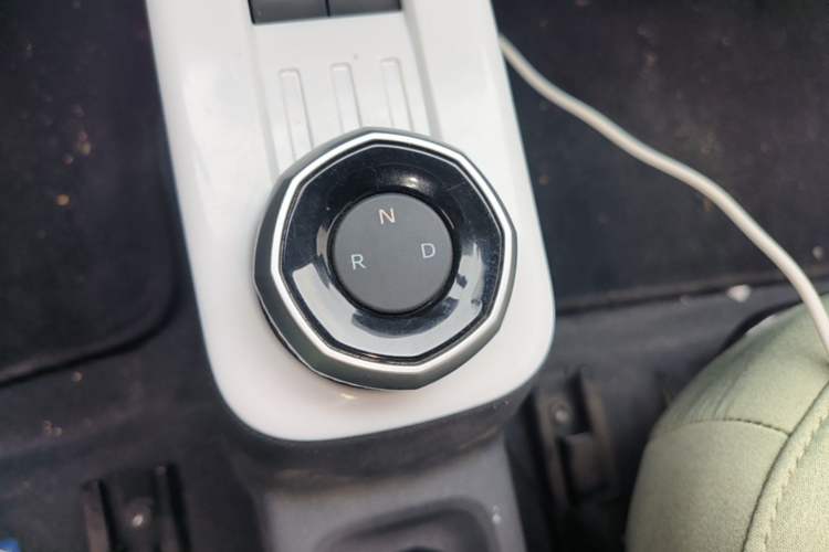 Used Geely Galaxy Panda 2025 210km Panda Rider Gear Lever