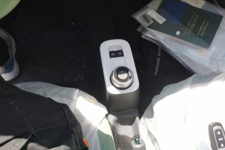 Used Geely Galaxy Panda 2025 210km Panda Rider Gear Lever
