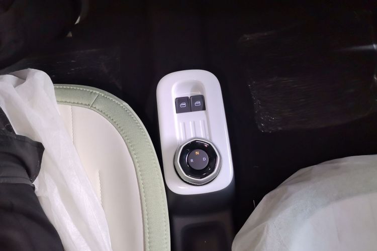 Used Geely Galaxy Panda 2025 210km Panda Rider Gear Lever