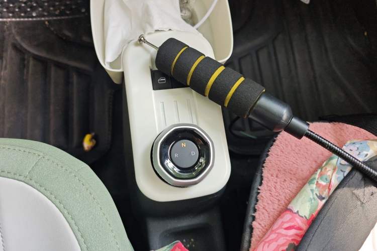 Used Geely Galaxy Panda 2025 210km Panda Rider Gear Lever
