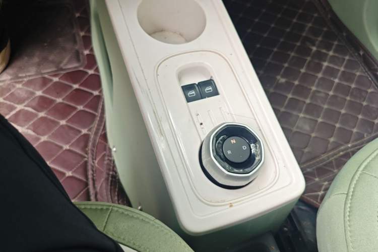 Used Geely Galaxy Panda 2025 210km Panda Rider Gear Lever