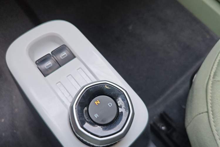 Used Geely Galaxy Panda 2025 210km Panda Rider Gear Lever