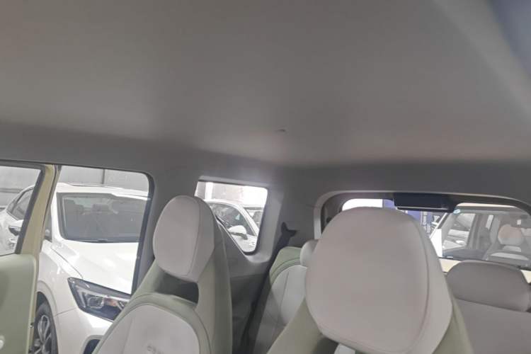 Used Geely Galaxy Panda 2025 210km Panda Rider Headliner