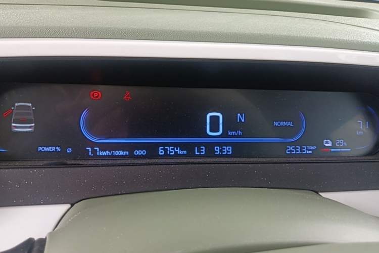 Used Geely Galaxy Panda 2025 210km Panda Rider Instrument Cluster