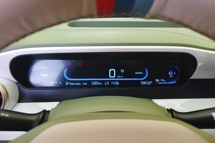 Used Geely Galaxy Panda 2025 210km Panda Rider Instrument Cluster