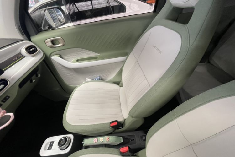 Used Geely Galaxy Panda 2025 210km Panda Rider Interior 1