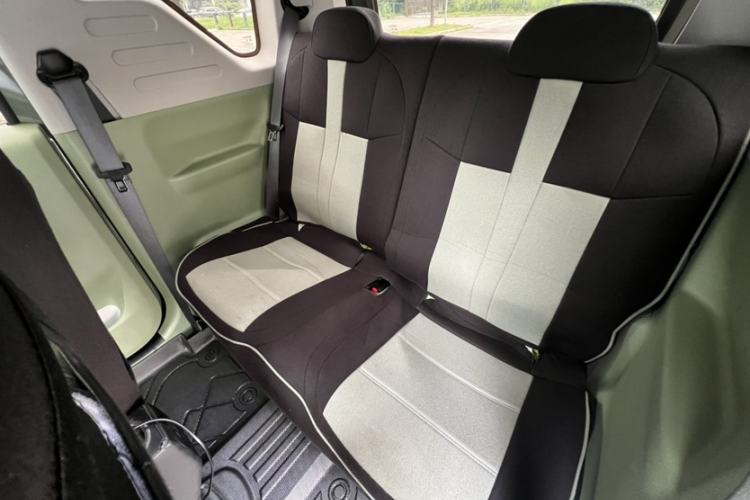 Used Geely Galaxy Panda 2025 210km Panda Rider Interior 1