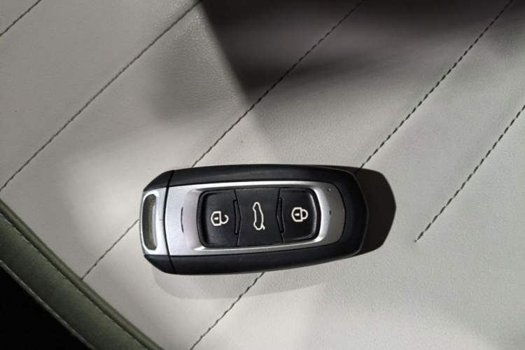 Used Geely Galaxy Panda 2025 210km Panda Rider Interior 1