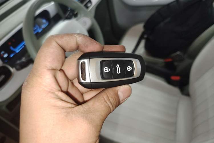 Used Geely Galaxy Panda 2025 210km Panda Rider Interior 1