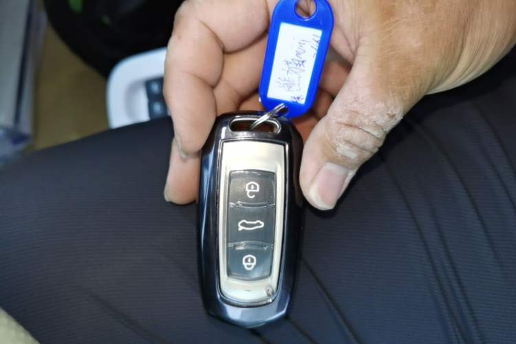 Used Geely Galaxy Panda 2025 210km Panda Rider Interior 1