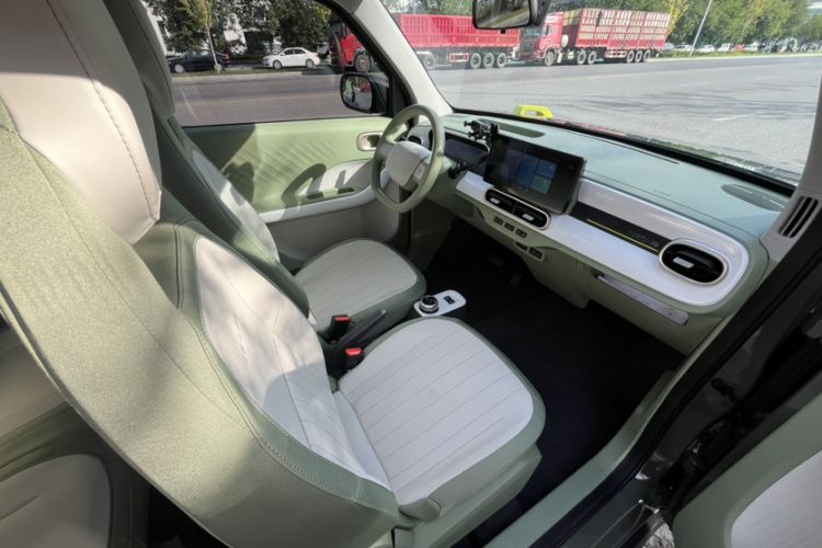 Used Geely Galaxy Panda 2025 210km Panda Rider Interior 11