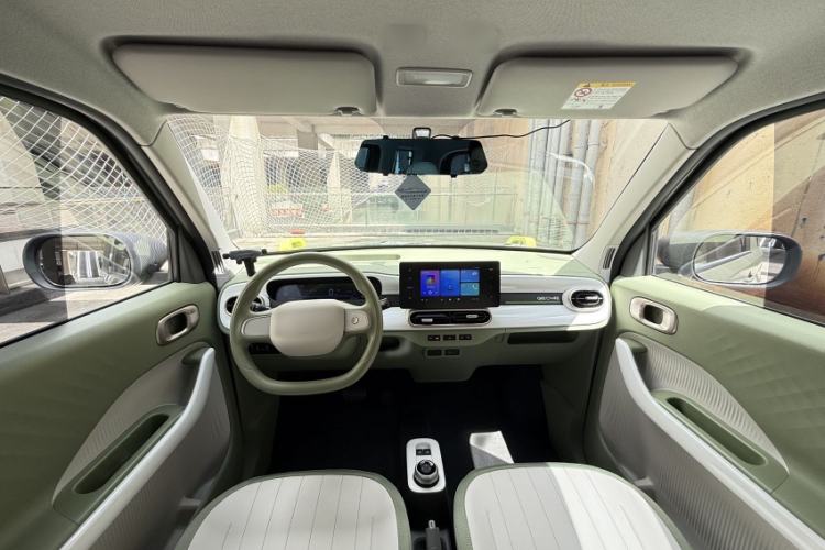 Used Geely Galaxy Panda 2025 210km Panda Rider Interior 2