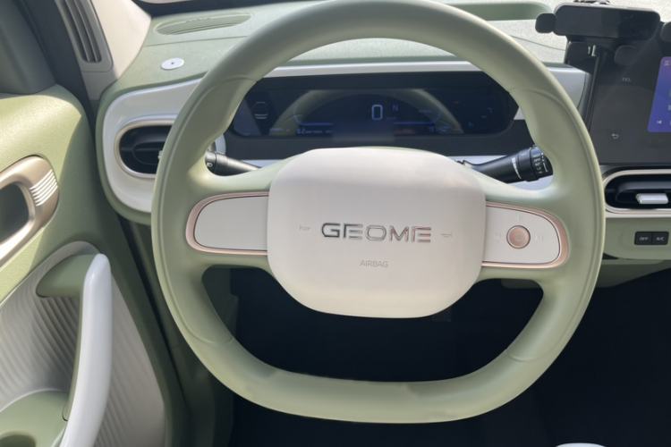 Used Geely Galaxy Panda 2025 210km Panda Rider Interior 2