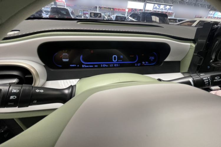 Used Geely Galaxy Panda 2025 210km Panda Rider Interior 3