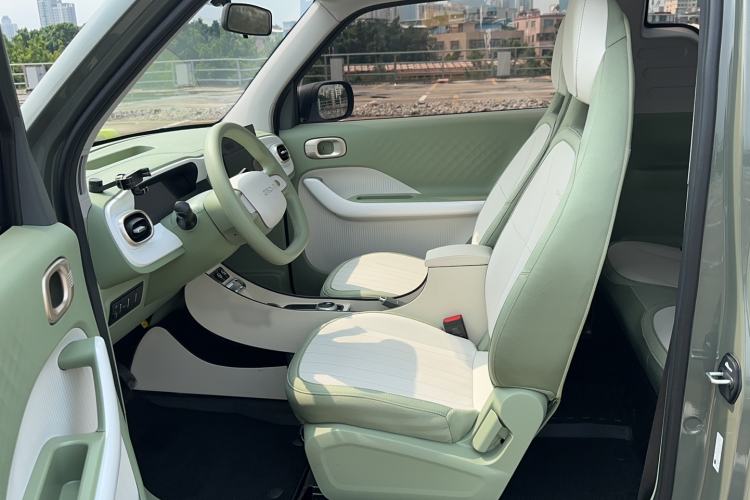 Used Geely Galaxy Panda 2025 210km Panda Rider Interior 3