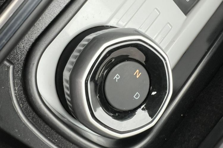 Used Geely Galaxy Panda 2025 210km Panda Rider Interior 3