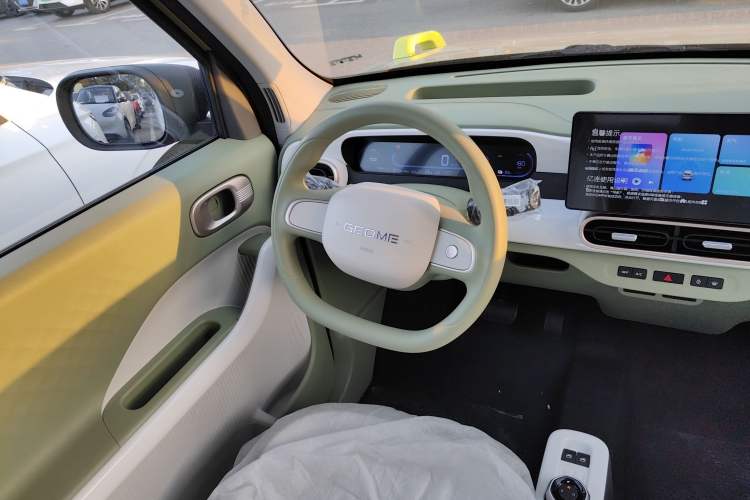 Used Geely Galaxy Panda 2025 210km Panda Rider Interior 3