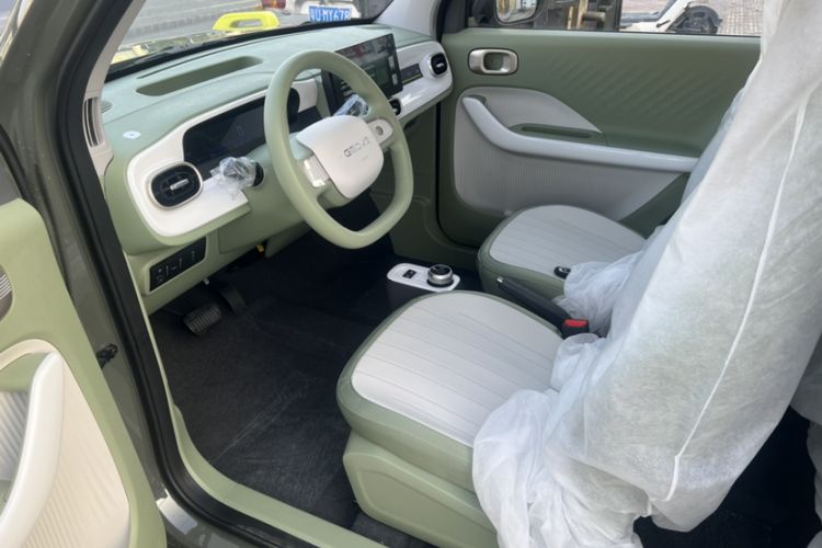Used Geely Galaxy Panda 2025 210km Panda Rider Interior 3