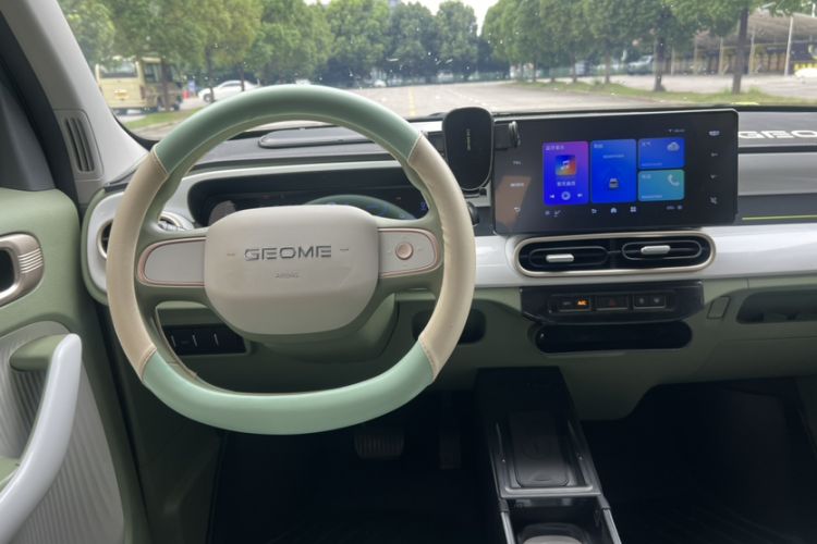 Used Geely Galaxy Panda 2025 210km Panda Rider Interior 4