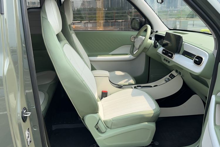 Used Geely Galaxy Panda 2025 210km Panda Rider Interior 6