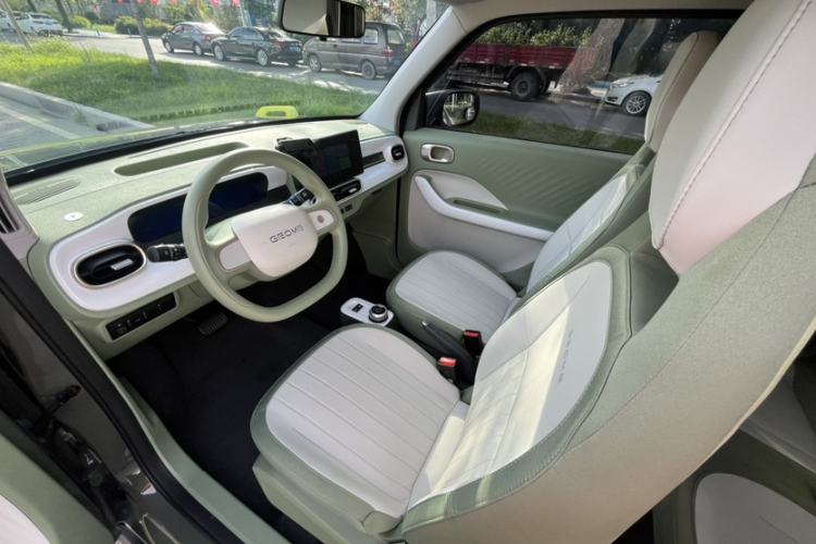 Used Geely Galaxy Panda 2025 210km Panda Rider Interior 7