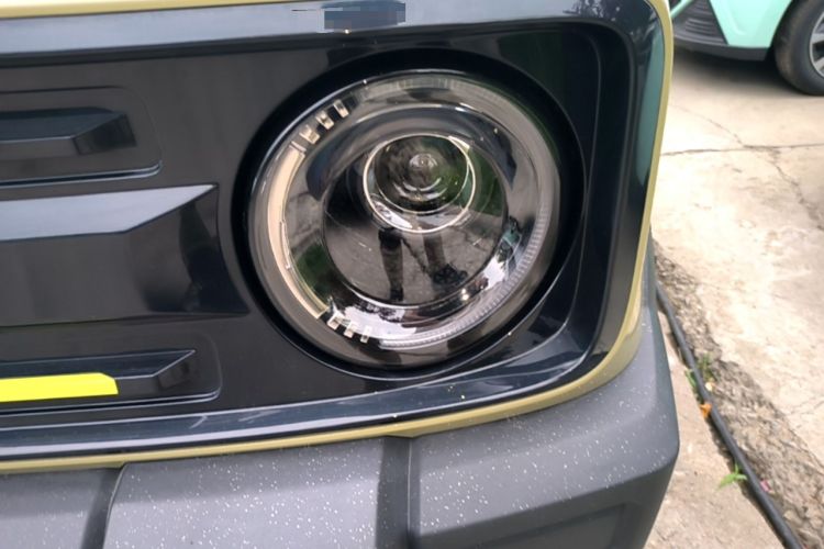 Used Geely Galaxy Panda 2025 210km Panda Rider Left Front Headlight