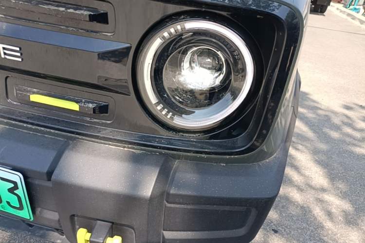 Used Geely Galaxy Panda 2025 210km Panda Rider Left Front Headlight