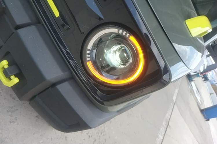 Used Geely Galaxy Panda 2025 210km Panda Rider Left Front Headlight