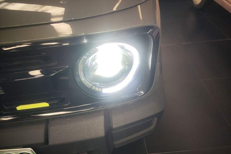 Used Geely Galaxy Panda 2025 210km Panda Rider Left Front Headlight
