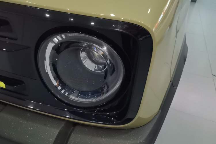 Used Geely Galaxy Panda 2025 210km Panda Rider Left Front Headlight