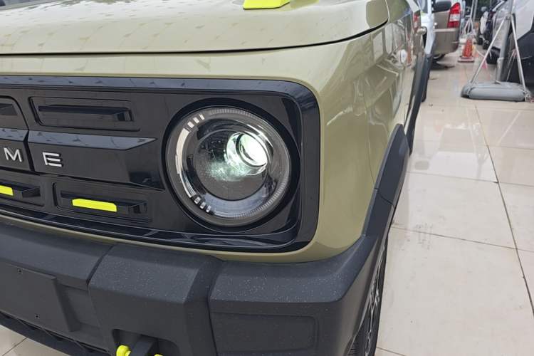 Used Geely Galaxy Panda 2025 210km Panda Rider Left Front Headlight