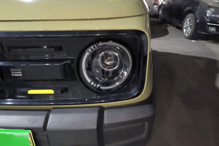 Used Geely Galaxy Panda 2025 210km Panda Rider Left Front Headlight