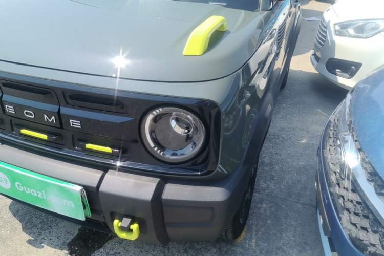 Used Geely Galaxy Panda 2025 210km Panda Rider Left Front Headlight