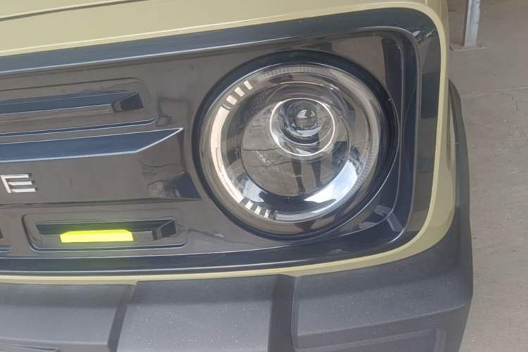 Used Geely Galaxy Panda 2025 210km Panda Rider Left Front Headlight
